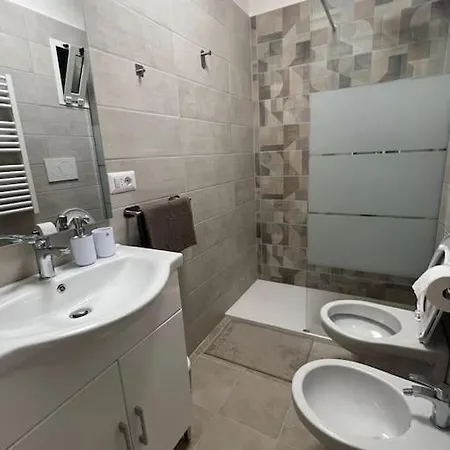 Ventinove Metri Monovano Zona Stazione Apartament *